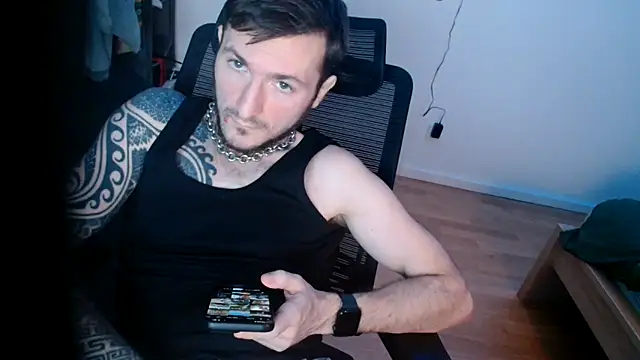 th1  online show from February 15, 6:05 pm