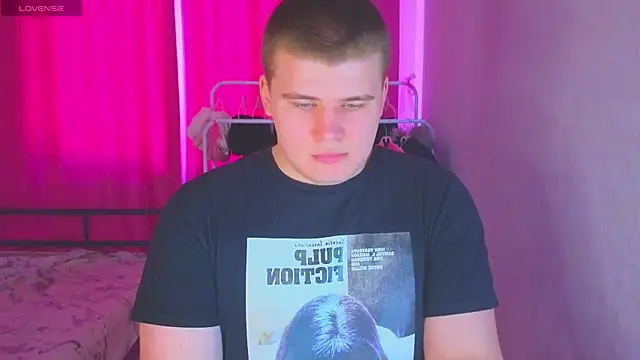 kittenmurr online show from February 21, 8:15 am