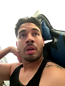 JJ775MC online show from October 31, 11:30 pm