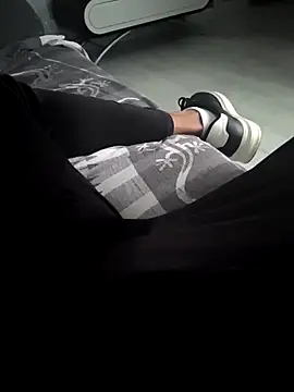 xxxfeo online show from November 17, 5:16 pm