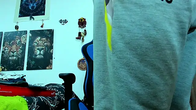 javiersexymann online show from March 8, 11:49 pm