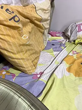 HaltBrand online show from March 3, 12:45 pm