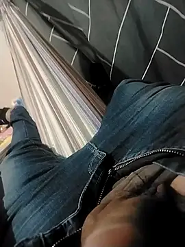 Fuckboyxxx69 online show from December 4, 12:28 am