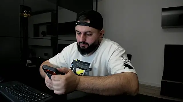 DravenPeak online show from March 9, 6:24 pm