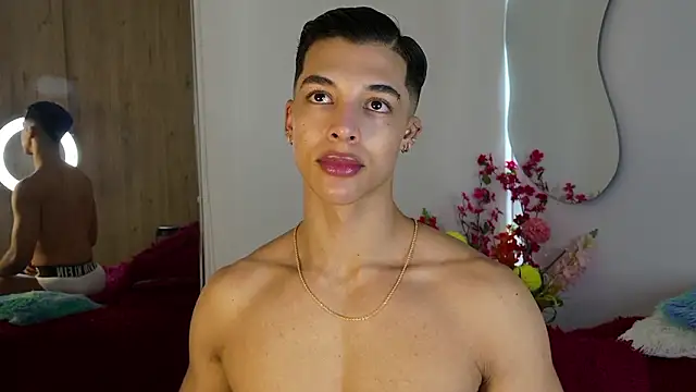 Troye Williams online show from March 22, 12:32 pm