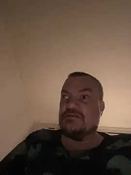 janipe online show from February 11, 9:42 pm