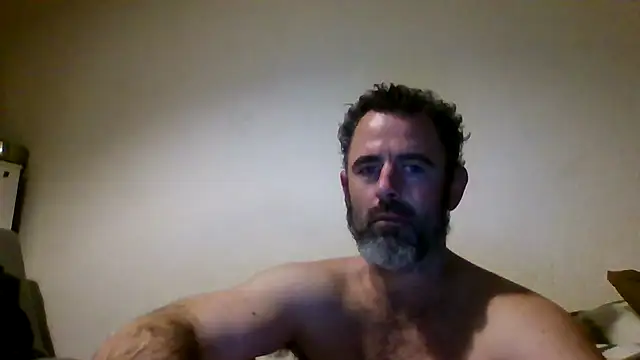 whatYwantMorrre online show from December 19, 7:33 pm