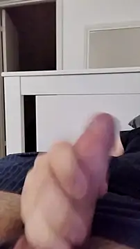 Snapshot of NewJoiner chatting on October 28, 6:54 pm NewJoiner online show from October 28, 6:54 pm