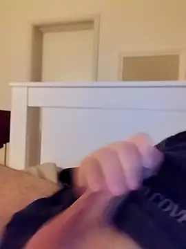 NewJoiner online show from April 13, 6:08 pm