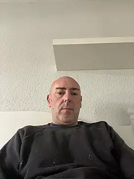 Richmcgee online show from April 12, 11:33 am