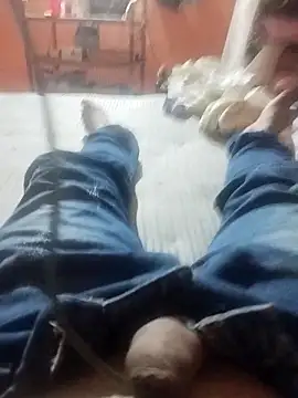 colombiano198720 online show from November 8, 12:03 am