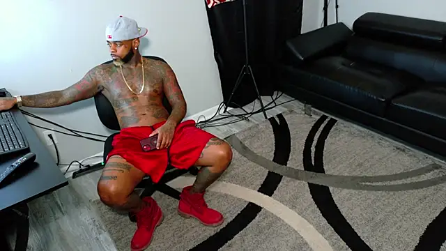 SLANGONDEMHOES online show from October 24, 6:09 pm