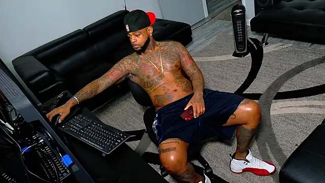 SLANGONDEMHOES online show from February 3, 7:24 am