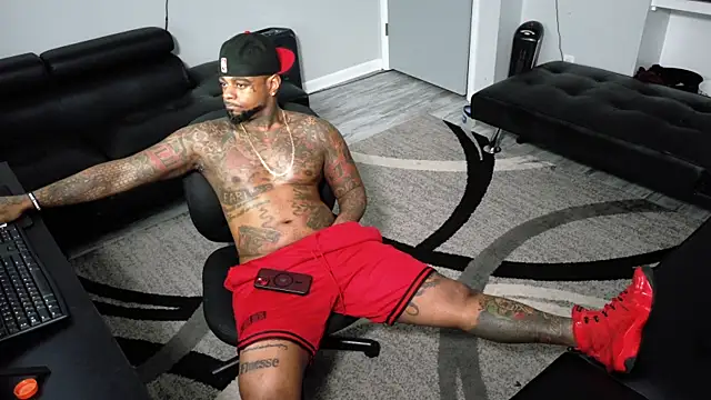 SLANGONDEMHOES online show from March 14, 10:39 pm