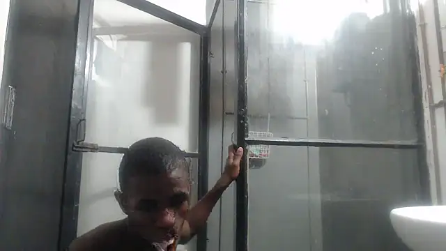 Snapshot of Vince_Favent chatting on September 24, 3:43 pm Vince Favent online show from September 24, 3:43 pm