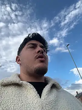 mixedcouplee69 online show from April 27, 5:19 pm