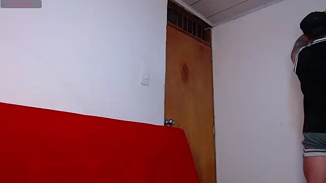 tommyblessd1 online show from November 14, 7:10 am