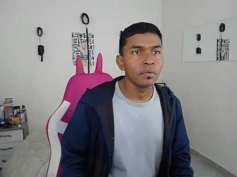 Adam Morgan2 online show from April 19, 12:04 pm