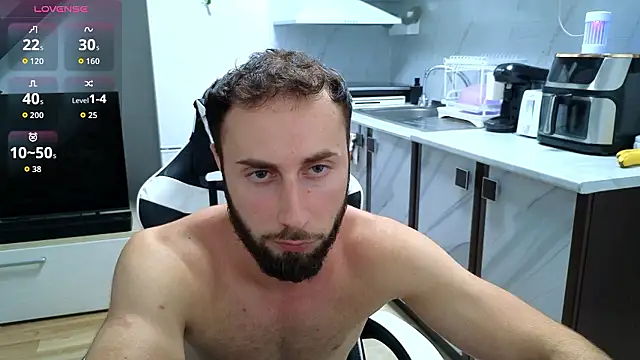RyanStorm  online show from July 12, 8:33 pm
