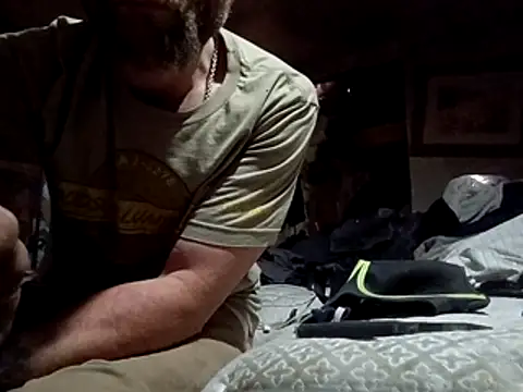 bearded cross online show from February 8, 8:13 pm