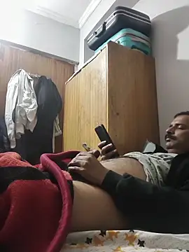 vardh033 online show from November 24, 12:17 pm