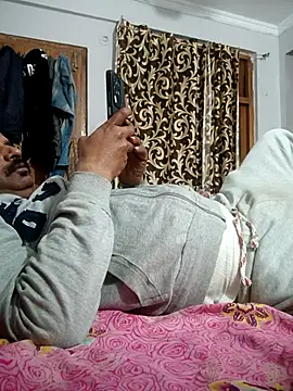 vardh033 online show from February 2, 1:19 pm