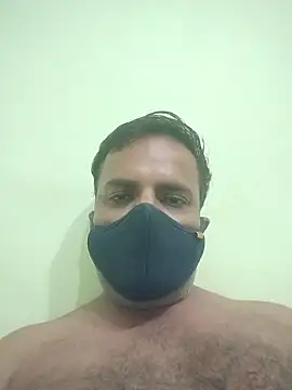 vardh033 online show from October 7, 7:51 pm