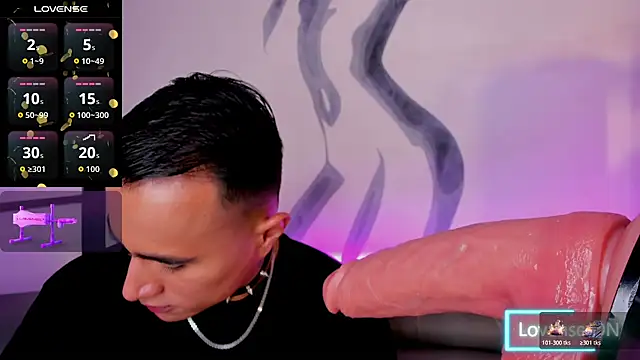 LiamDeep online show from November 18, 8:34 pm