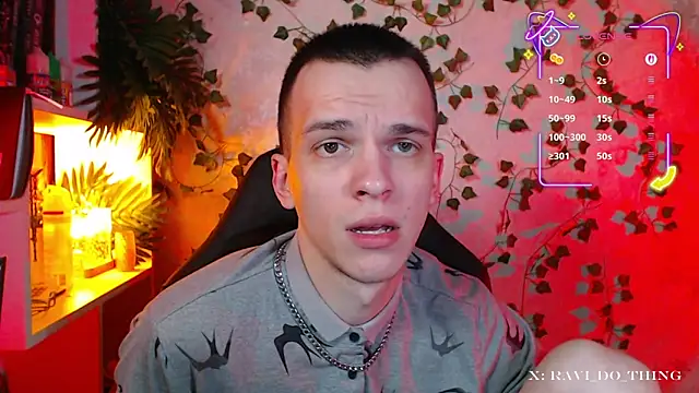 Snapshot of frozen_boy chatting on September 17, 3:35 pm frozen boy online show from September 17, 3:35 pm