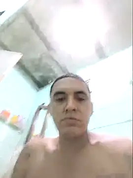 luisvL online show from November 6, 9:12 am