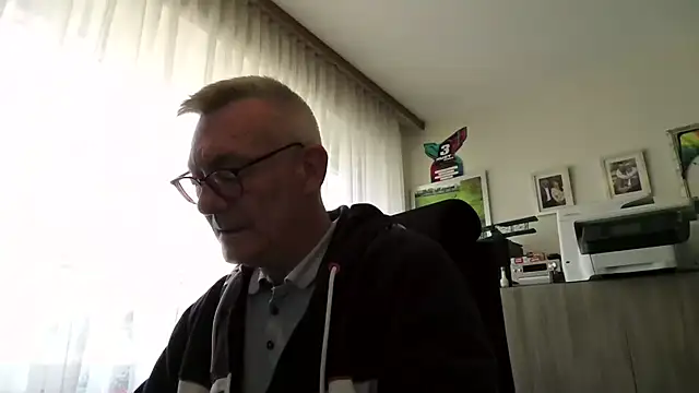 randyandy67 online show from April 16, 8:36 am