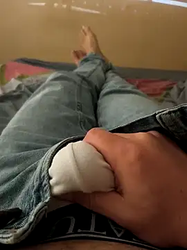 Normalludo0202 online show from November 11, 2:44 pm