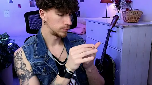 mark caron online show from April 16, 9:39 pm