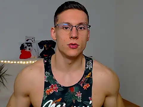 ZeinMiracles online show from October 18, 8:03 pm