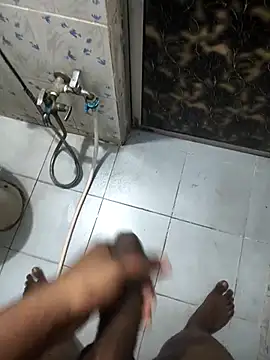 Leon hot33 online show from April 2, 8:49 pm