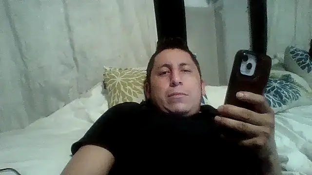 B3toBaby online show from April 17, 8:50 am