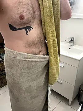 TomieSoichi online show from October 9, 5:12 am