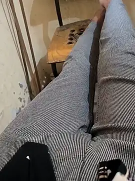 bigdick lickingexpert08 online show from October 28, 9:12 am