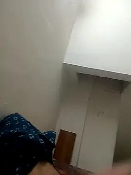 bobby3374 online show from December 4, 6:26 pm