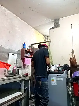 Bebicho14 online show from April 16, 5:29 am