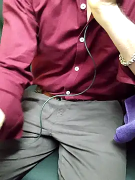 chocolate alone online show from October 22, 4:10 pm