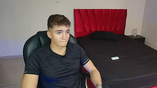 paull george online show from October 31, 5:27 pm