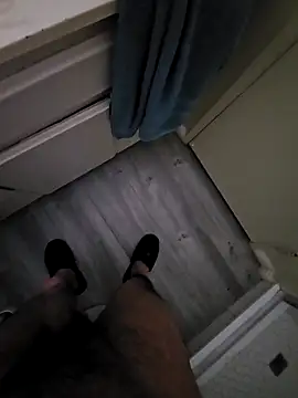 sthuart22 online show from February 25, 1:06 am