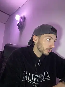 sarabiaarevalo online show from December 2, 4:04 am