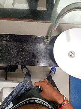 Snapshot of Gamecoc chatting on October 2, 6:50 am Gamecoc online show from October 2, 6:50 am