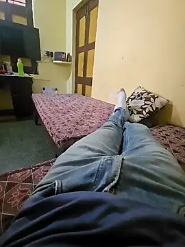 Snapshot of Gamecoc chatting on October 16, 7:05 am Gamecoc online show from October 16, 7:05 am