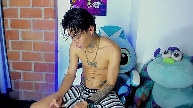 anaximandro hot online show from June 12, 8:34 am