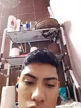 aispuro8505 online show from September 18, 4:20 pm