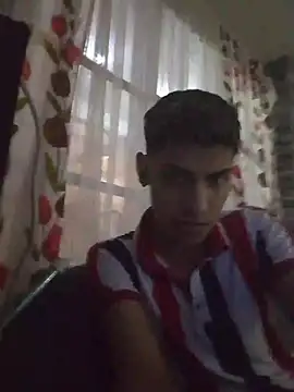 aispuro8505 online show from February 22, 5:31 am