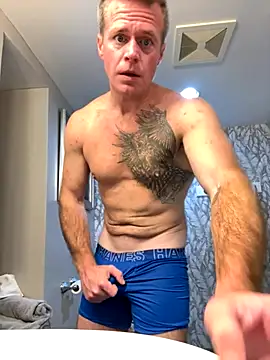 DILFiGuess11 online show from October 23, 8:01 pm